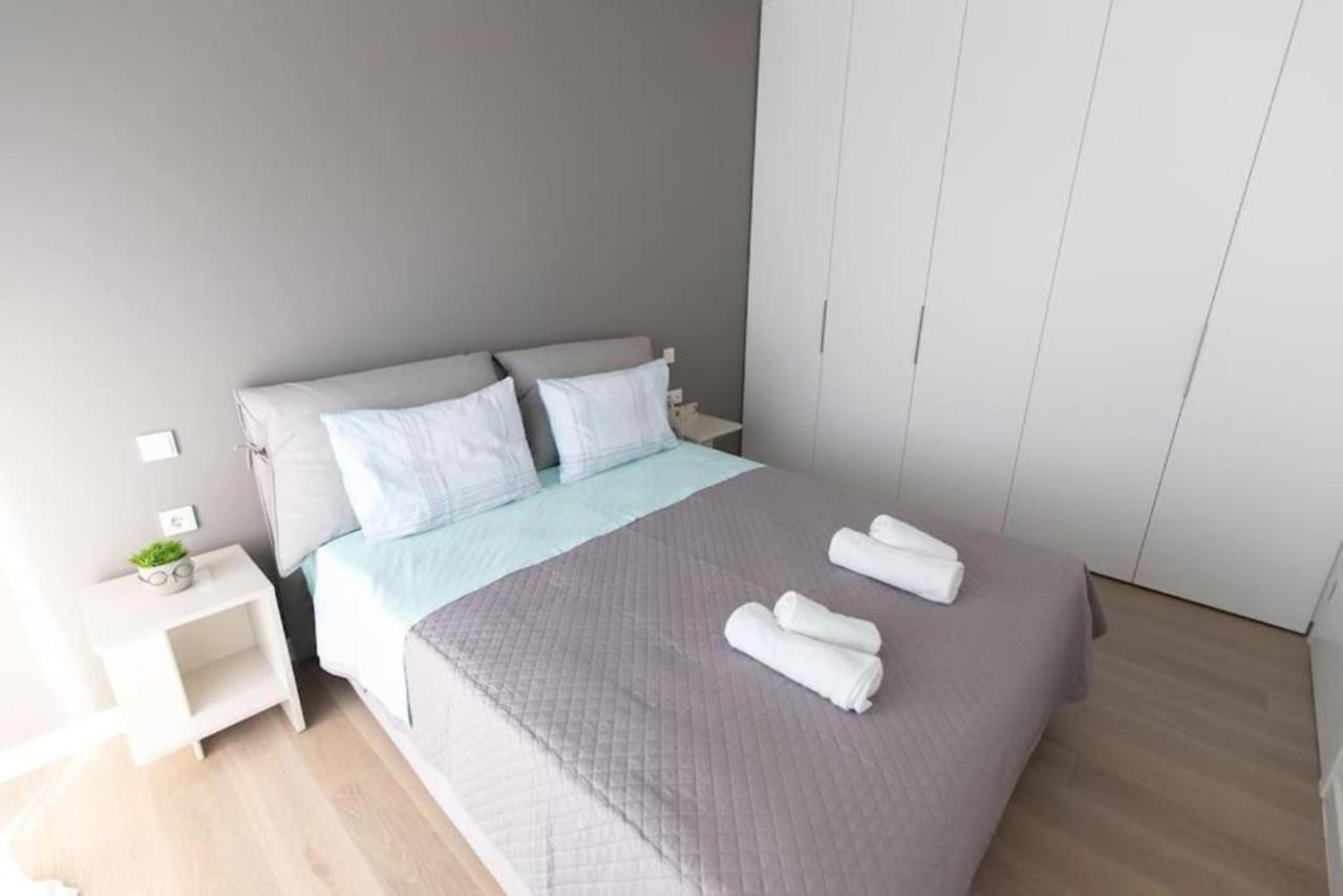 Bright Apartment In The New Building Aten Exteriör bild